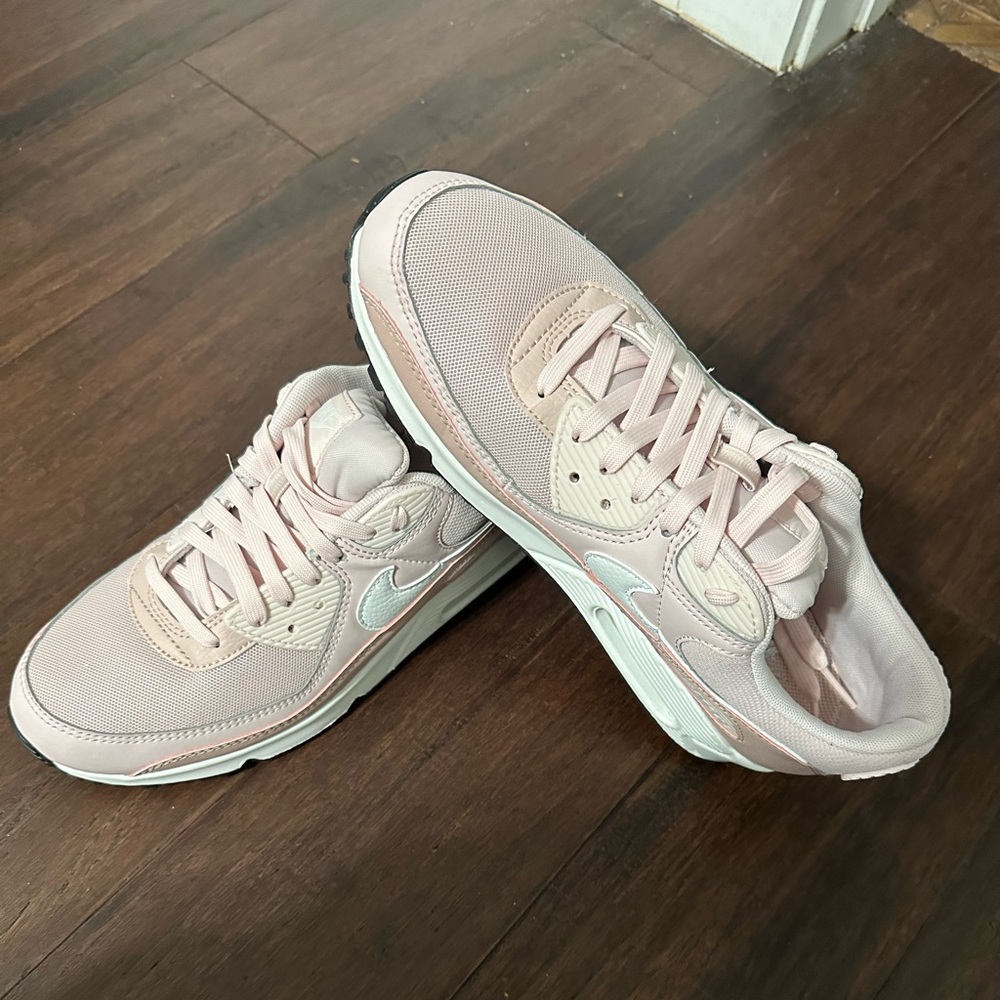 Women’s Nike Sneakers
